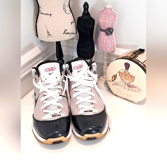 LeBron VII P.S.(POP) Black/White/Red Basketball Shoes Size 13 EUC